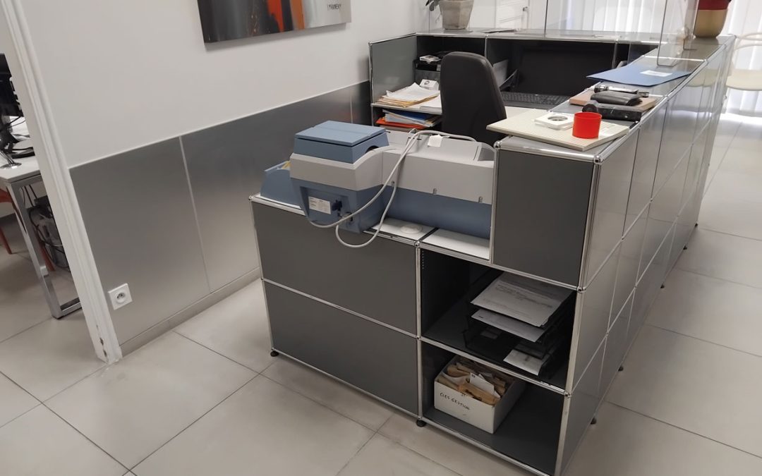 Pose de panneaux en aluminium à Hyères